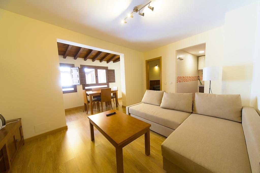 טולדו Apartamentos Del Casco חדר תמונה